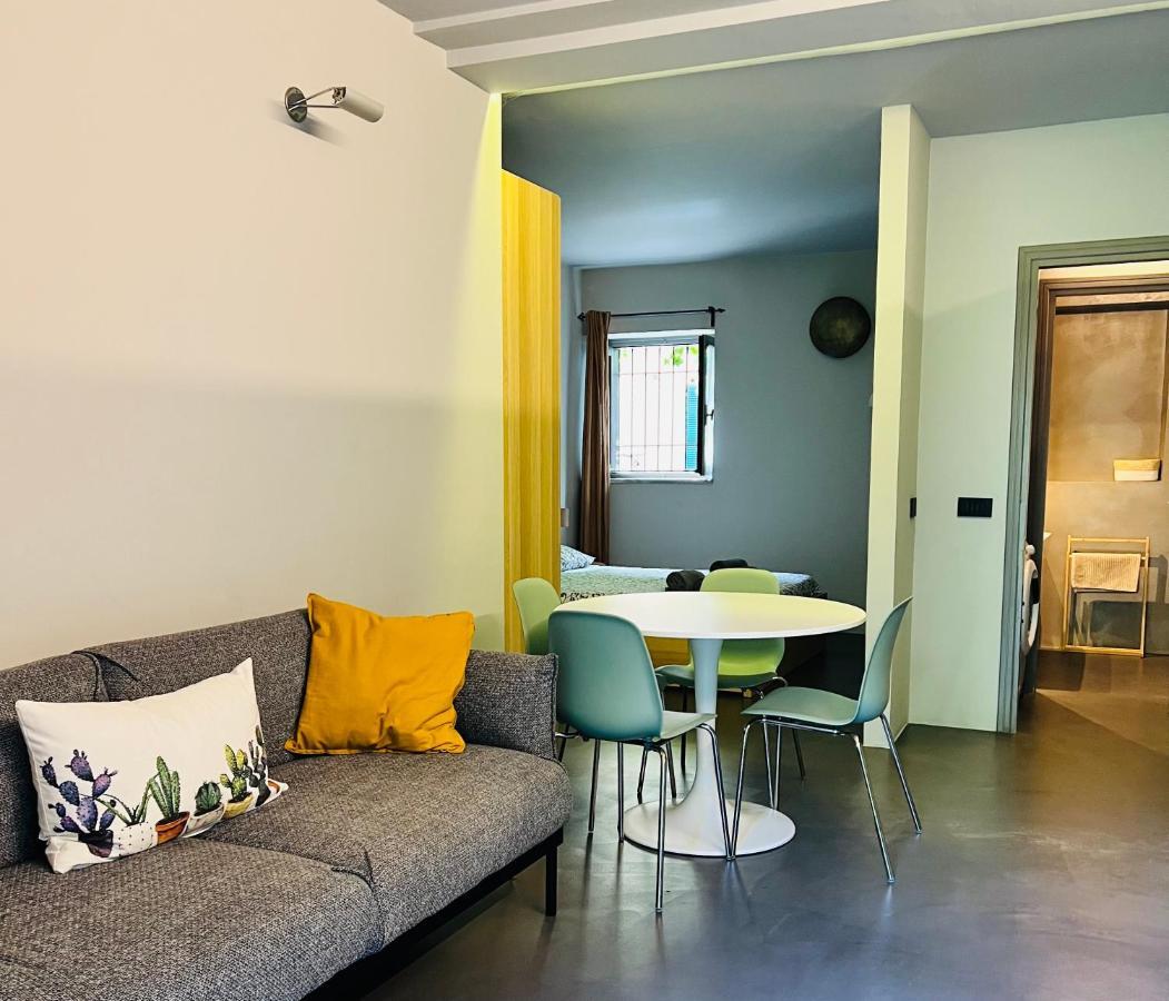 Cozy Studio Brenta Милано Екстериор снимка